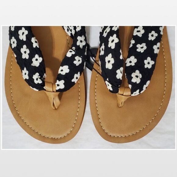 New Wave Zone Womens Flip Flops Slip On Black With White Floral Tan Size 11 - Picture 8 of 16